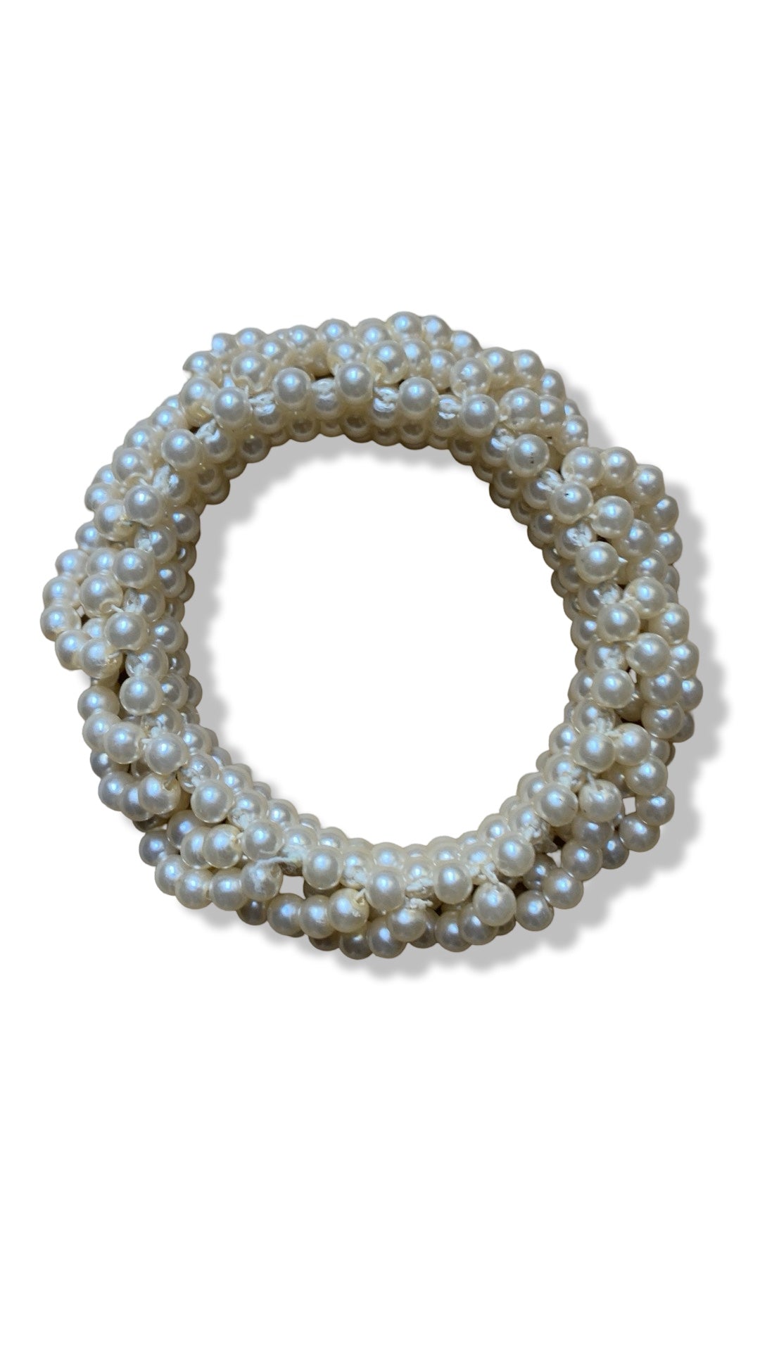 Elastic pearl bracelet