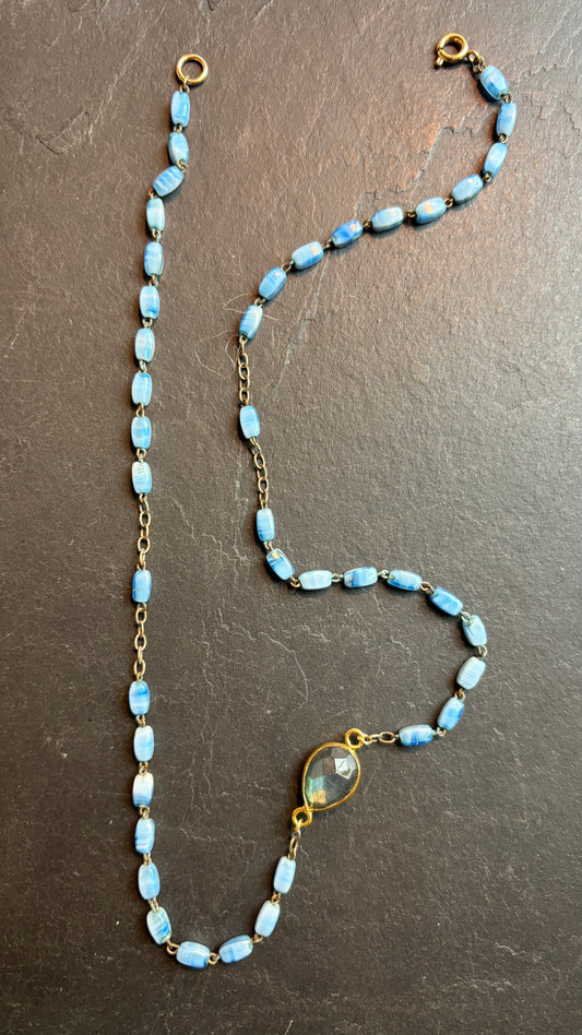 Collier chapelet bleu et labradorite