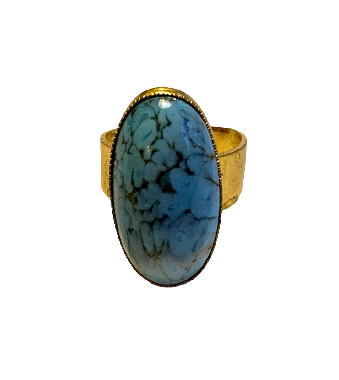 Ring with turquoise stone